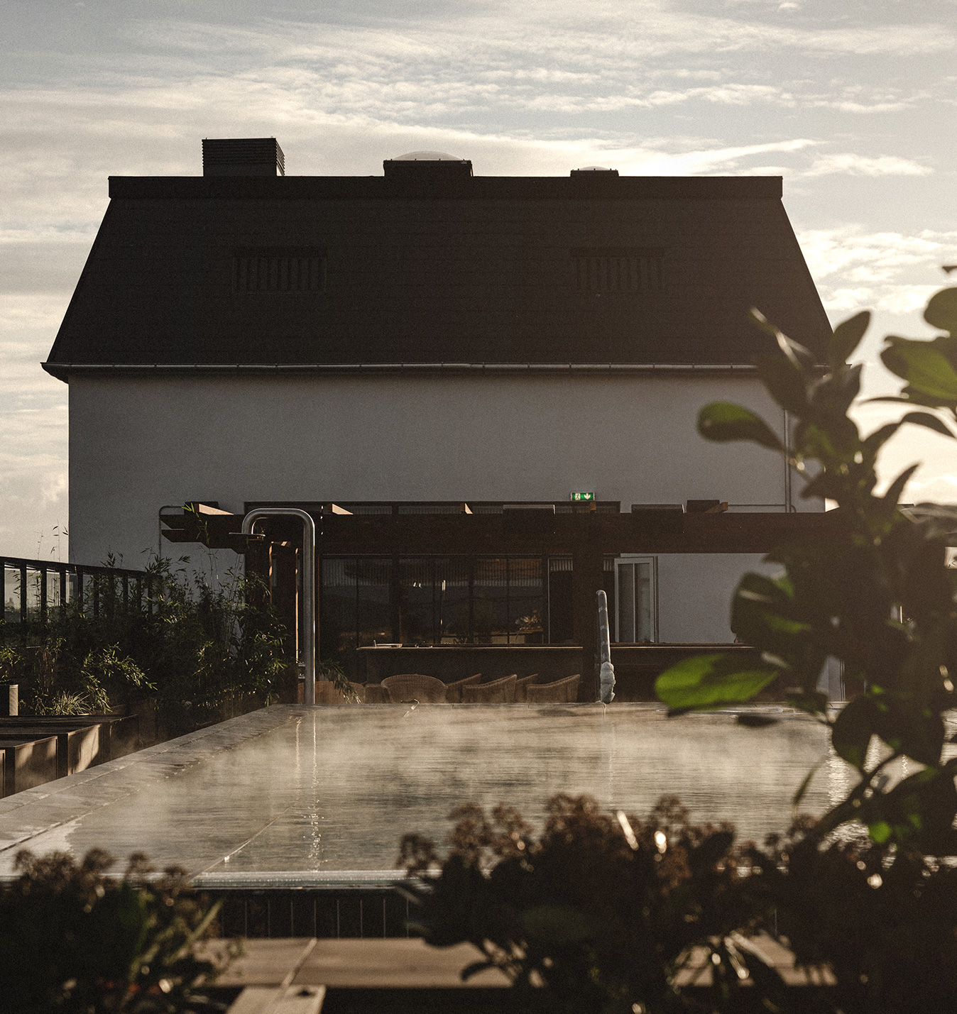 rox-gallery-rooftop-pool