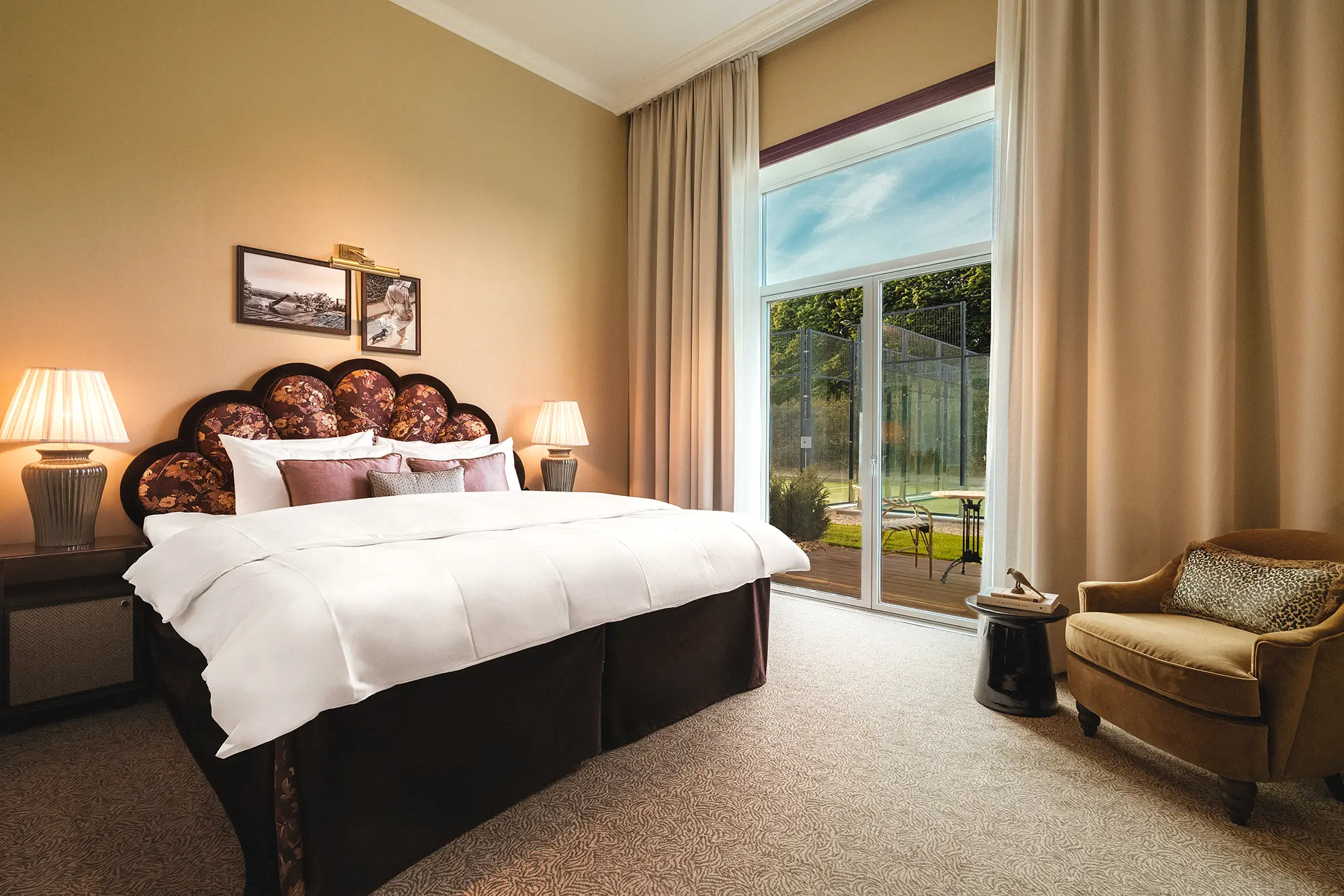 ROX-Vista-retreat-room Image of ROX Deluxe Vista Retreat room with beautiful setting.